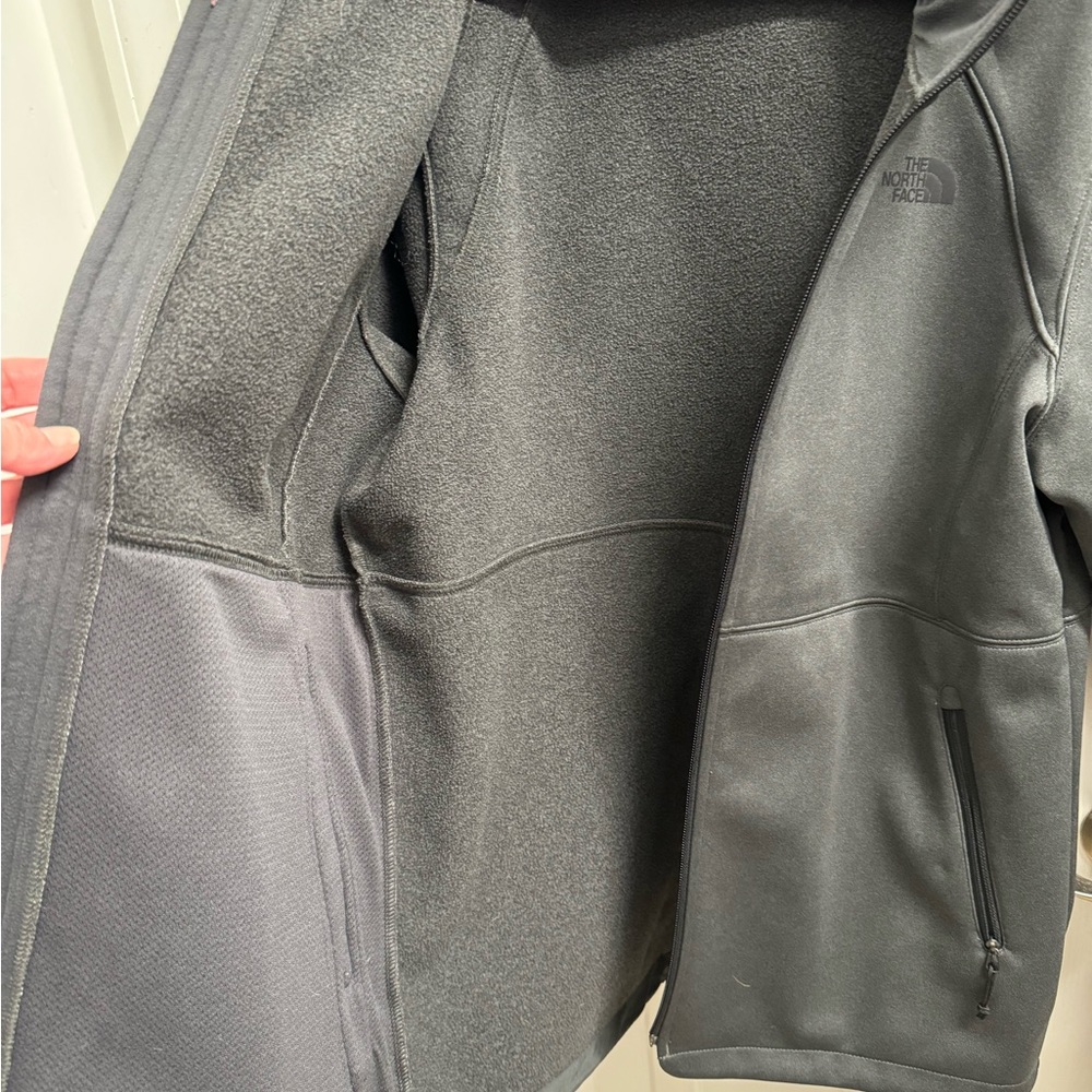 North Face Apex Risor Jacket - image 3